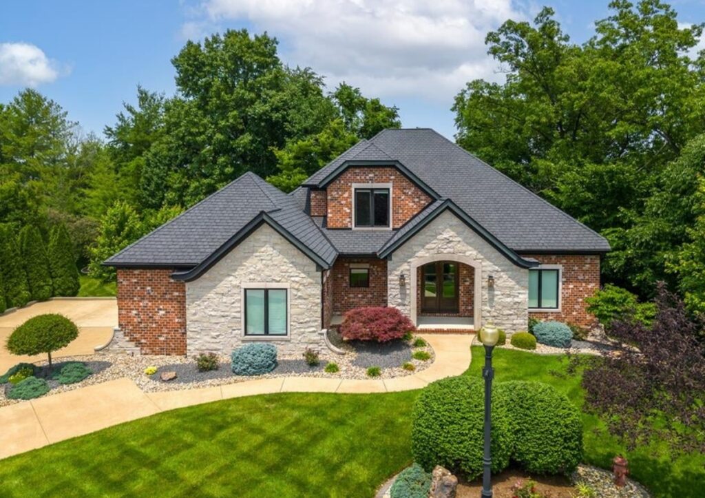 5915 Meridian Woods